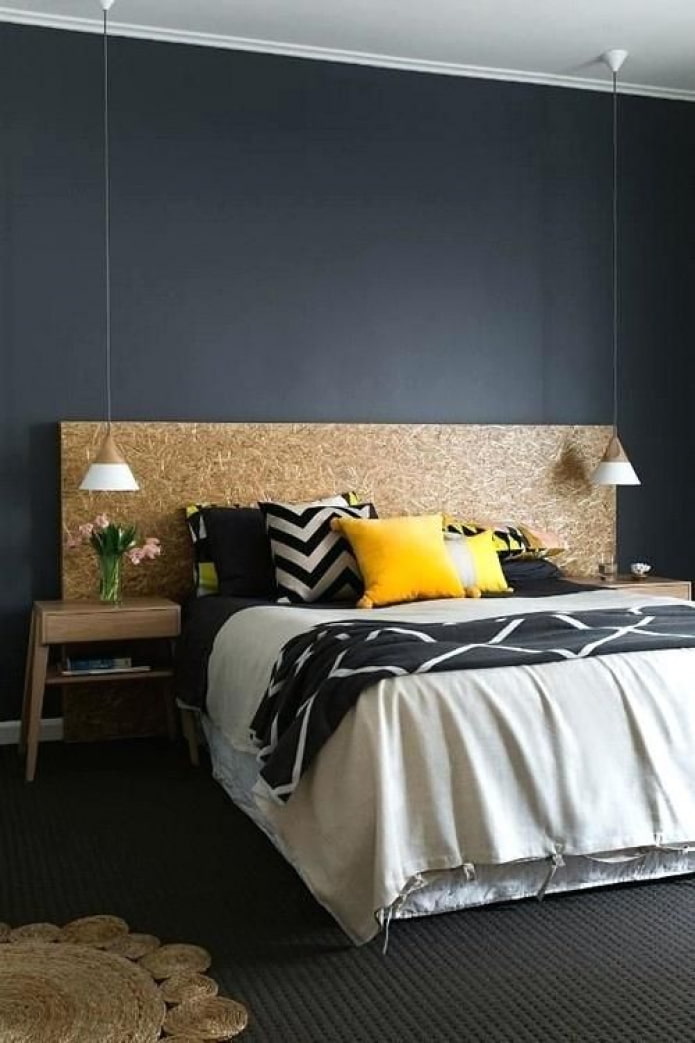 chambre noire et jaune