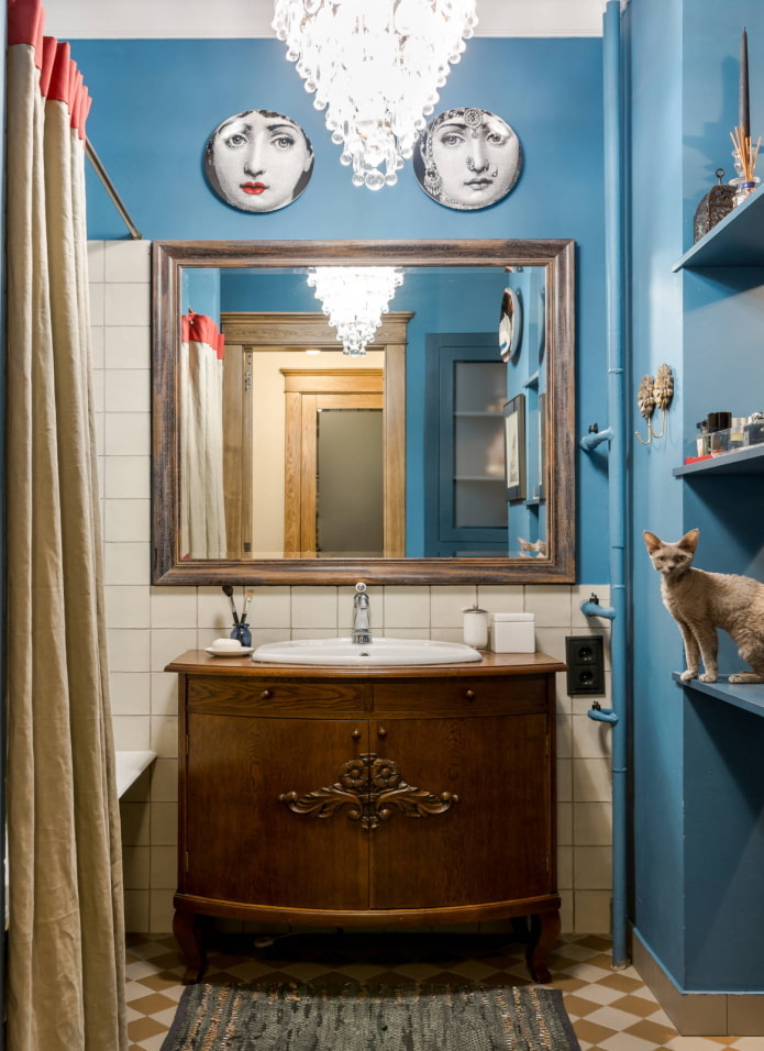 Lustre dans la salle de bain