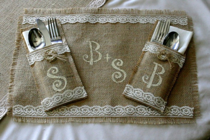 serviette en toile de jute