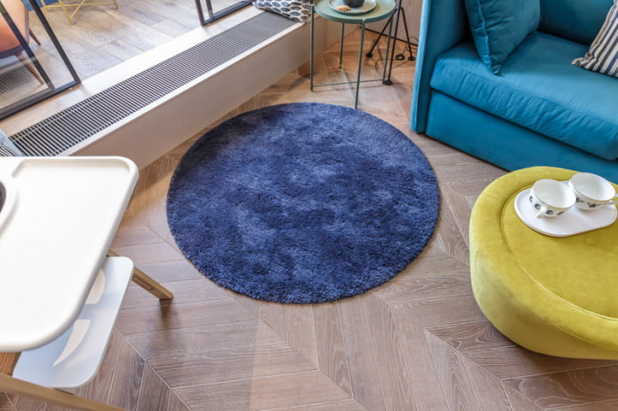 tapis rond bleu