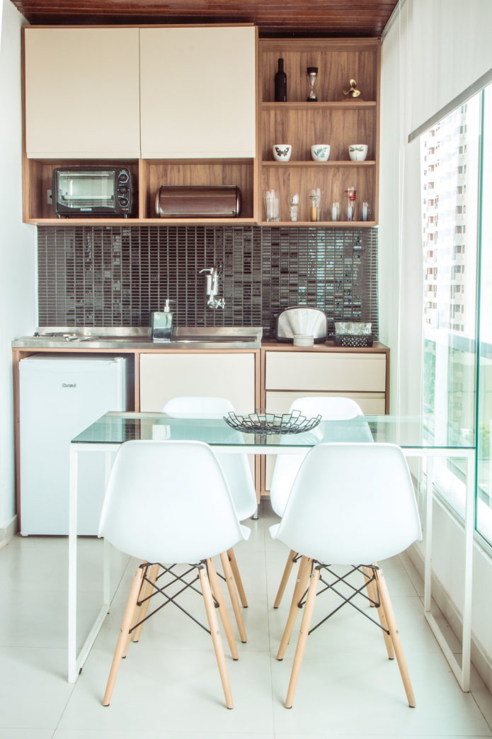 table de cuisine en verre