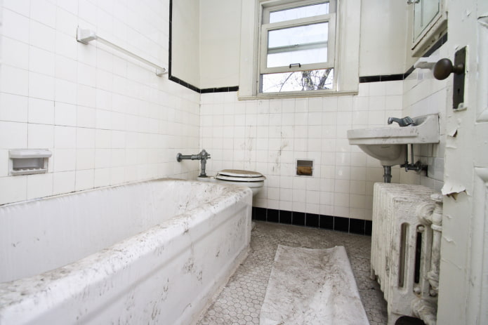 Salle de bain non lavée