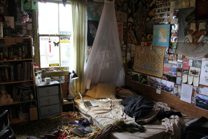 Chambre bâclée