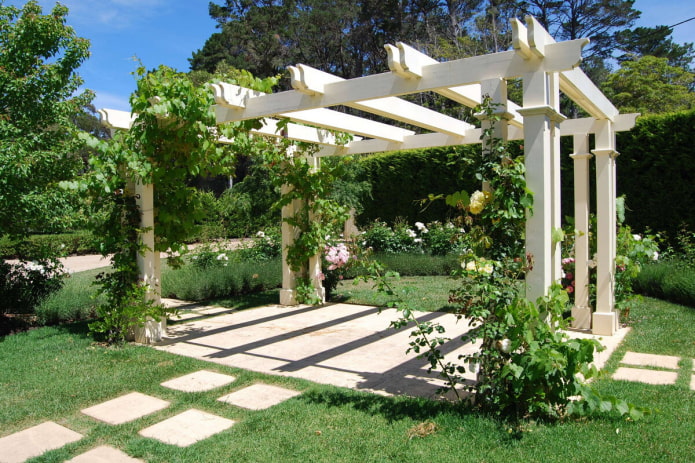 pergola sa hardin