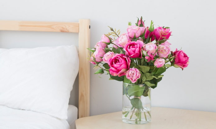 Des fleurs dans la chambre