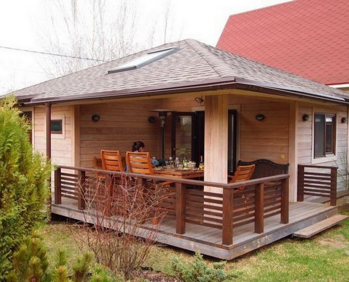 Baignoire et gazebo combinés