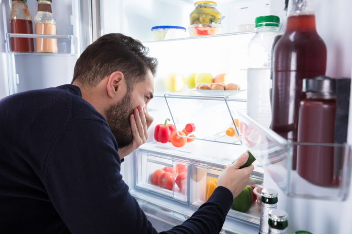 Odeur dans le frigo