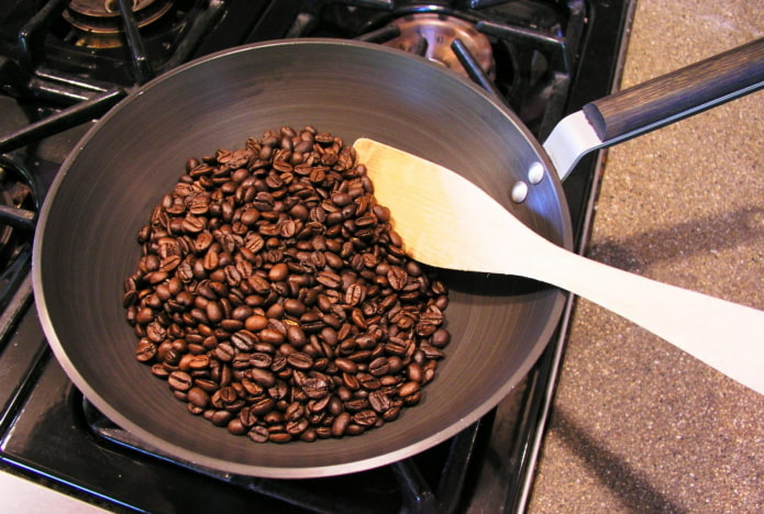 Café dans une casserole