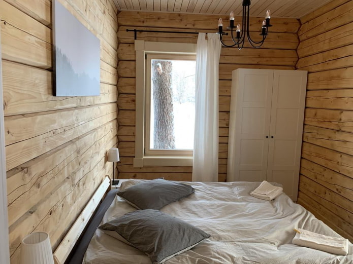 petite chambre avec placard