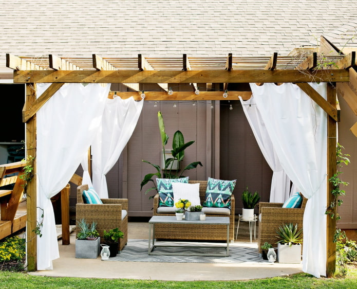 décoration de terrasse avec pergola