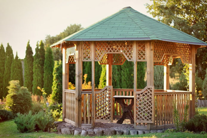 gazebo hexagonal