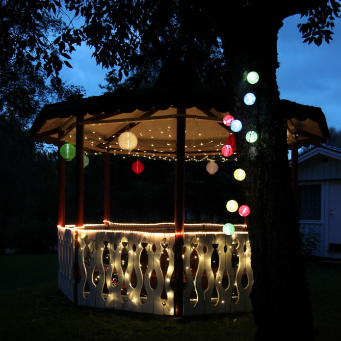 guirlande dans le gazebo