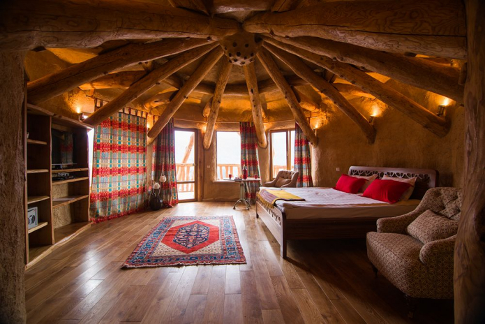 plafond élégant dans la chambre