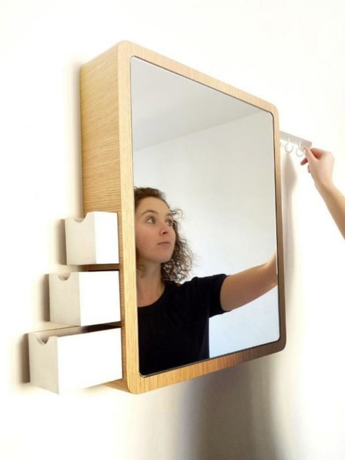 armoire suspendue avec miroir