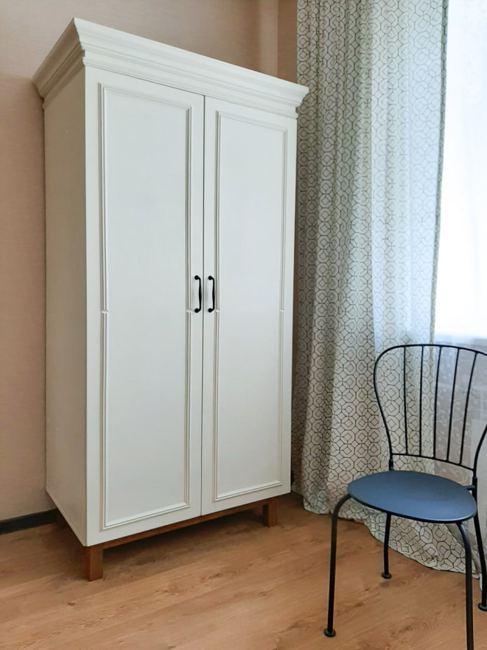 Armoire de chambre