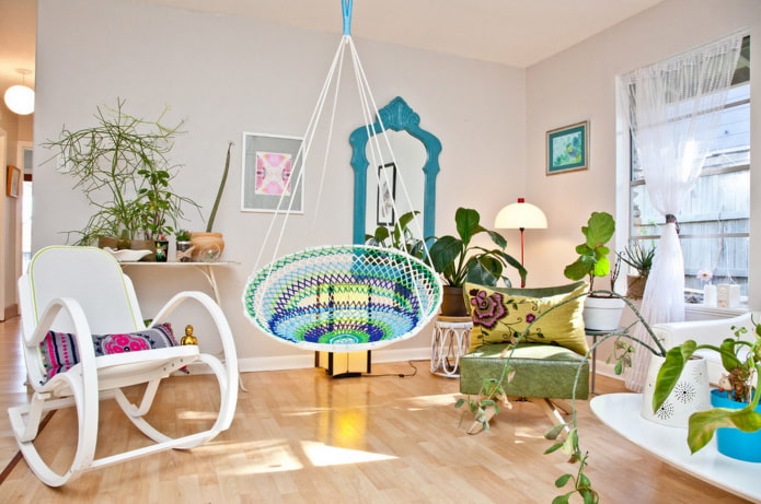 chaise suspendue en macramé