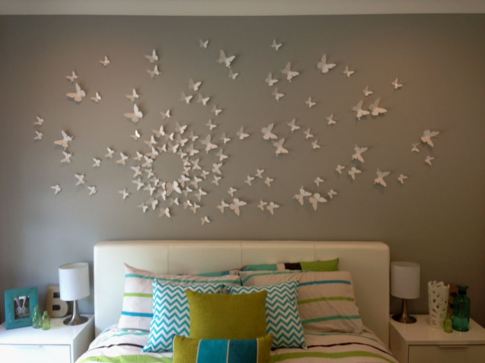 papillons sur le mur en cercle