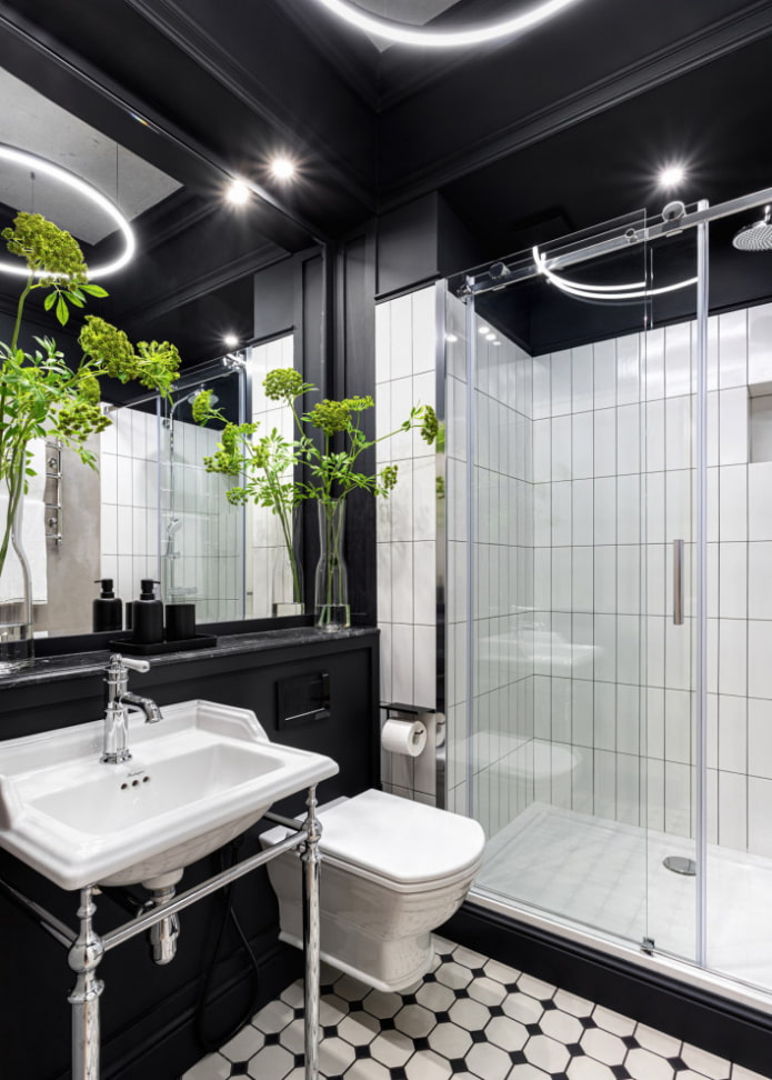 Salle de bain en noir et blanc avec peinture et carrelage