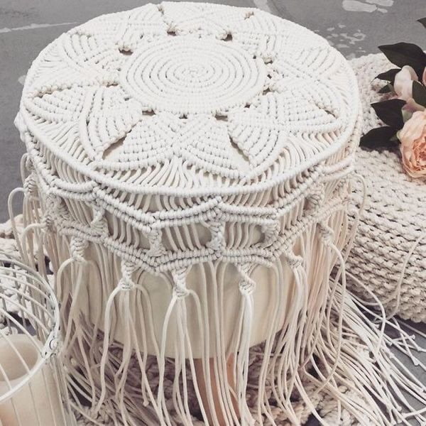 macrame puff