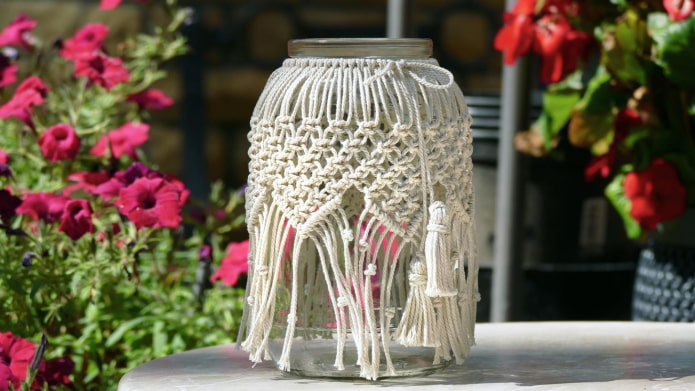 vase en macramé