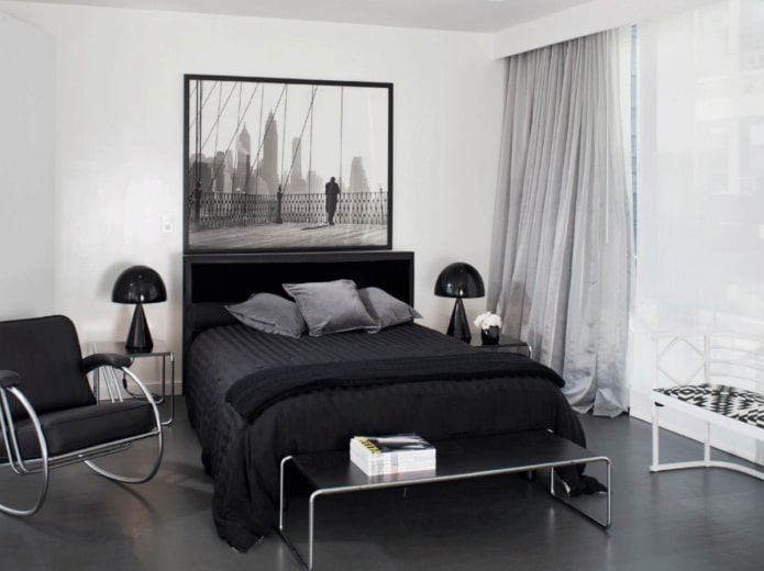 chambre monochrome avec sol sombre