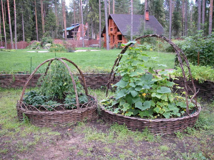 ecsetfa kosarak fonott fogantyúval