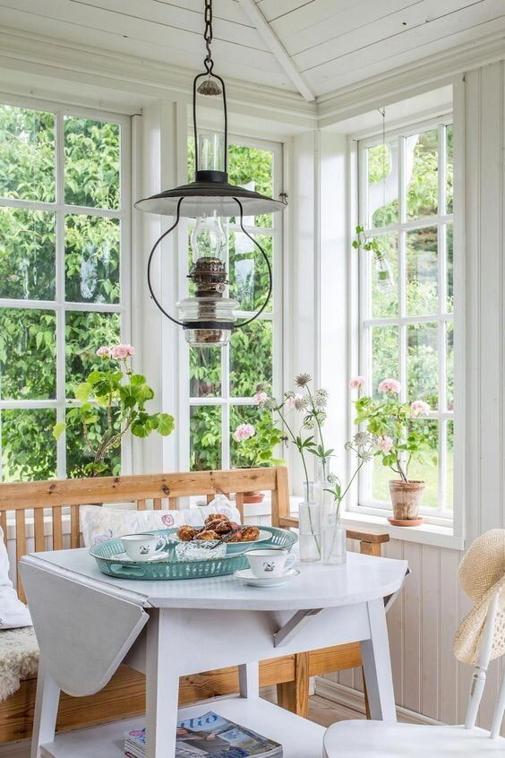 Salle à manger sur la terrasse