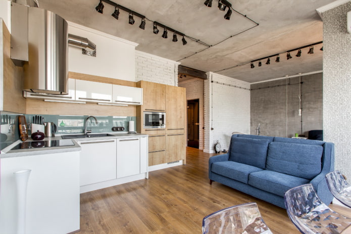 intérieur de studio avec plafond en béton