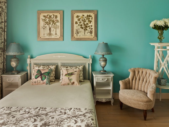 chambre beige et turquoise