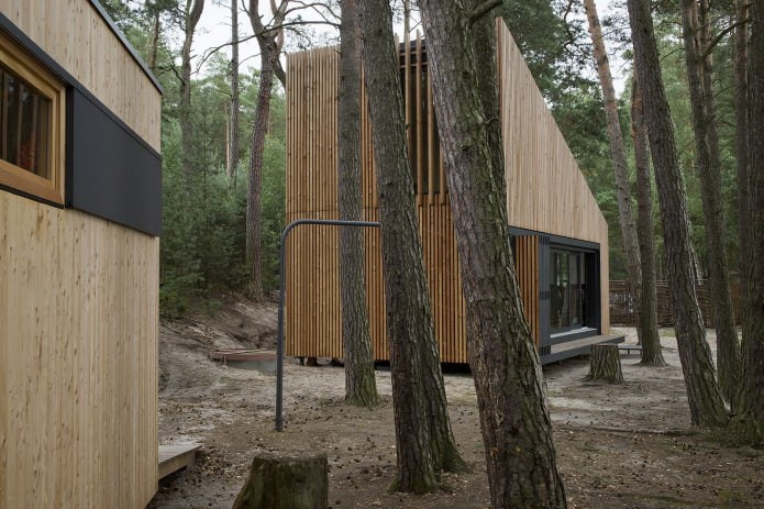 petite maison dans les bois