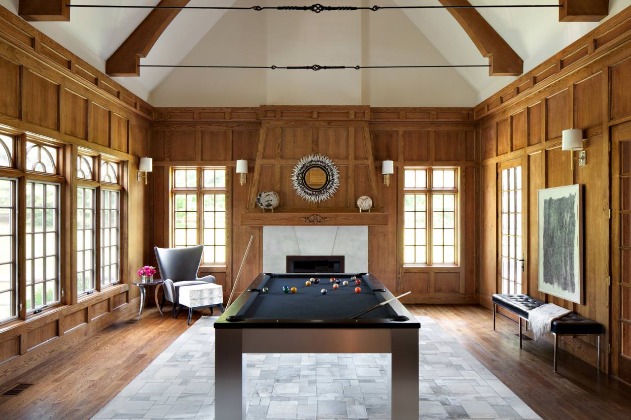 L'intérieur de la salle de billard dans la maison