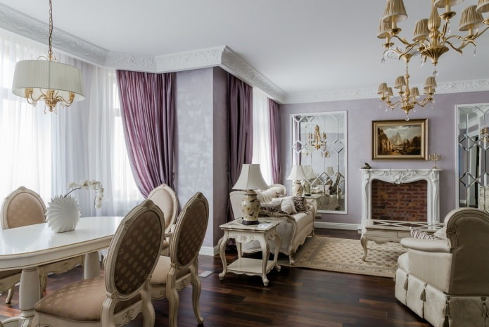 salon à l'intérieur de l'appartement dans un style classique