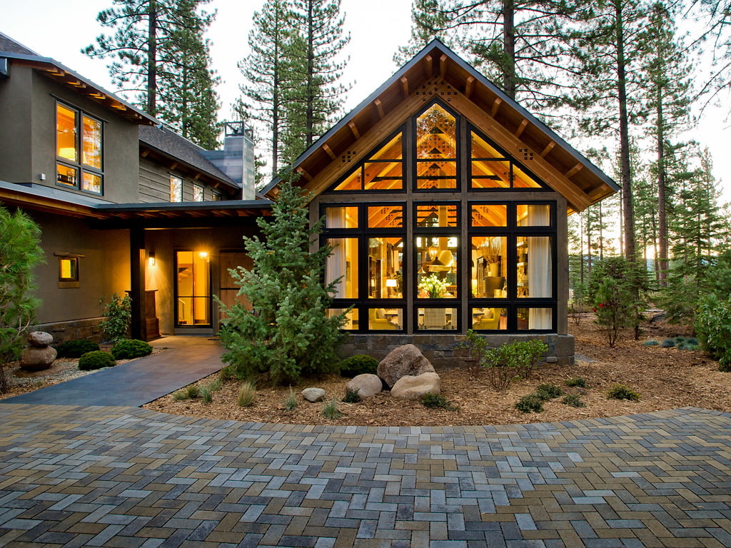 belle maison dans la forêt