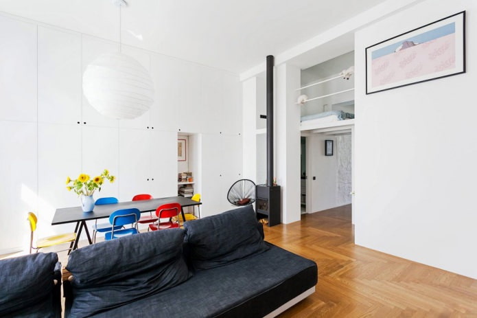 l'intérieur de l'appartement est de 64 m². m.