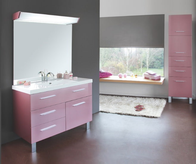 salle de bain rose