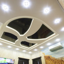 Plafond tendu noir et blanc: types de structures, textures, formes, options de conception-10