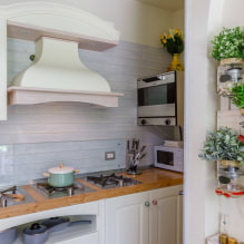 Tablier en verre pour la cuisine: photo à l'intérieur, design, caractéristiques de choix-5