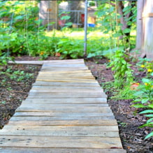 Comment décorer joliment les allées de jardin pour une résidence d'été ? -7