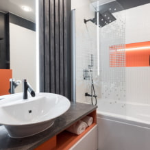 Comment décorer une salle de bain en couleurs claires ? -2